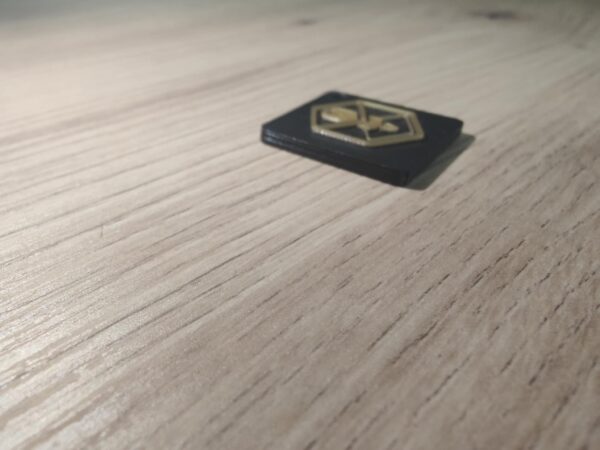 UVAWJlaS Polytag – Le porte-clés badge NFC