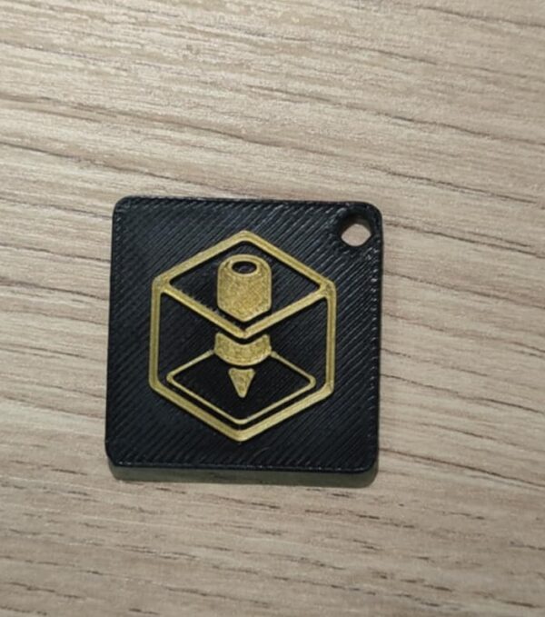 jGwjaaOj Polytag – Le porte-clés badge NFC